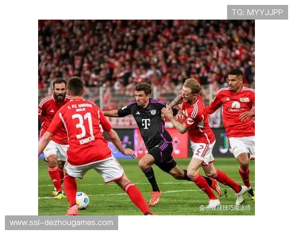 拜仁3-2柏林联合晋级路,乌龙大礼与点球大战主导剧情